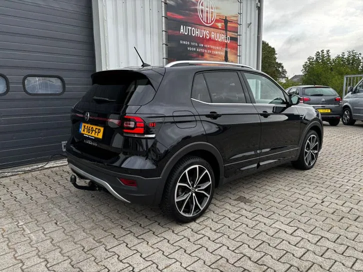 Volkswagen T-Cross 2023 photo 3