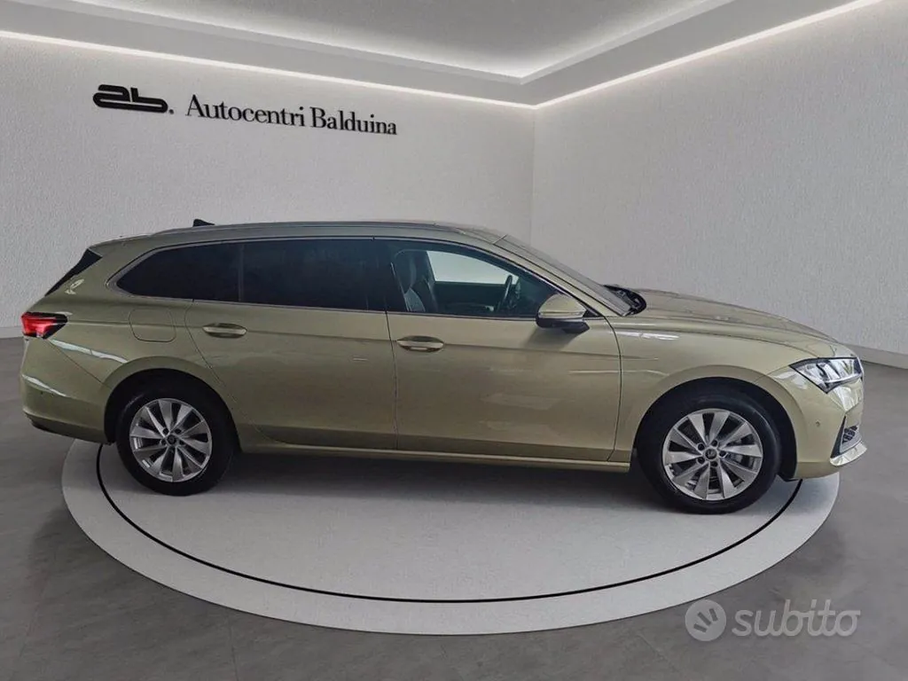 Skoda Superb 2026 photo 3