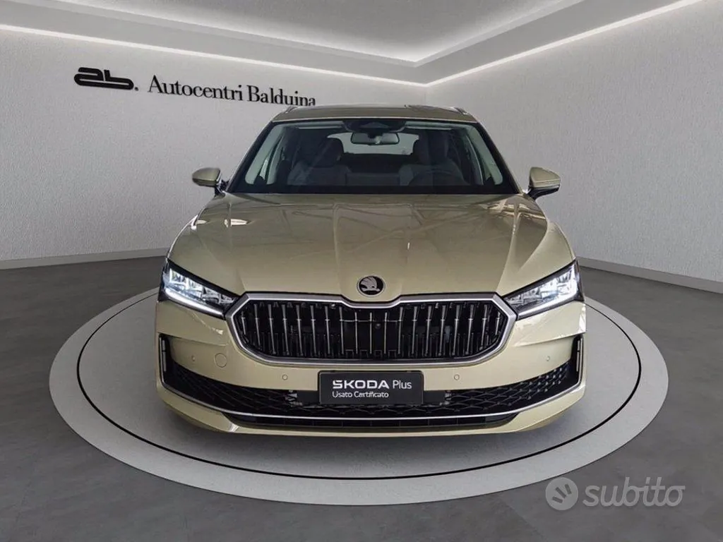Skoda Superb 2026 photo 2