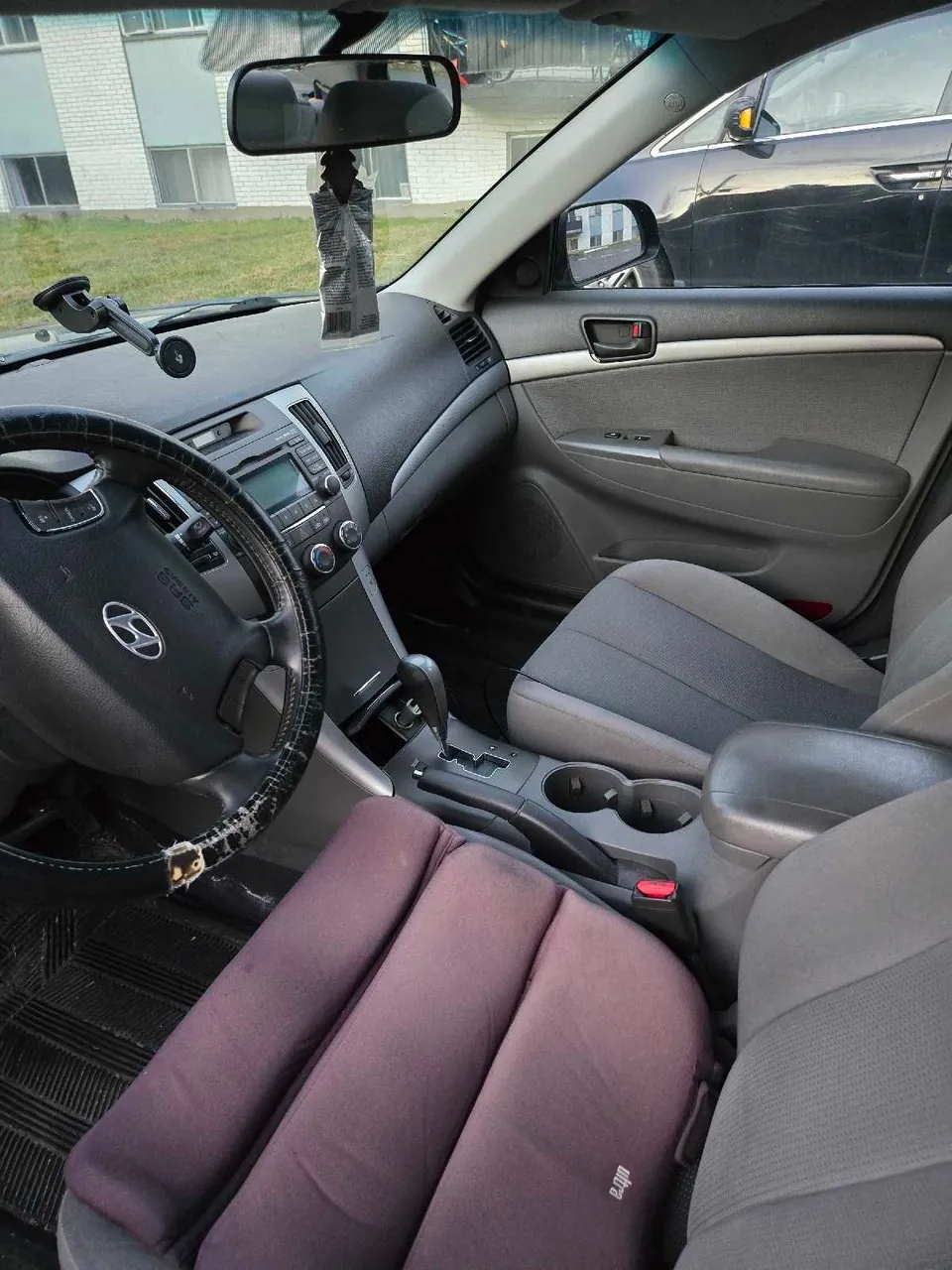 Hyundai Sonata 2010 photo 3