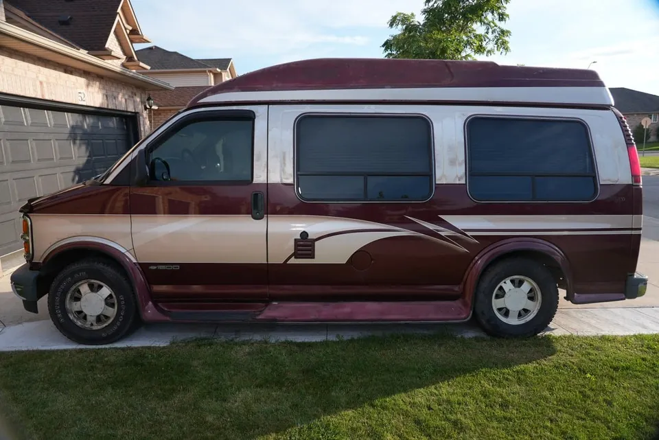 Chevrolet Express Van