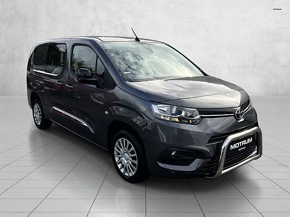 Toyota Proace City 2023 photo 3