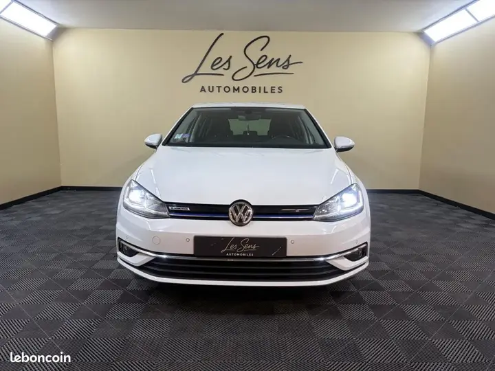 Volkswagen Golf 2019 photo 3