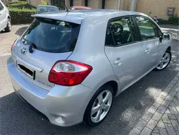 Toyota Auris 2011 photo 4