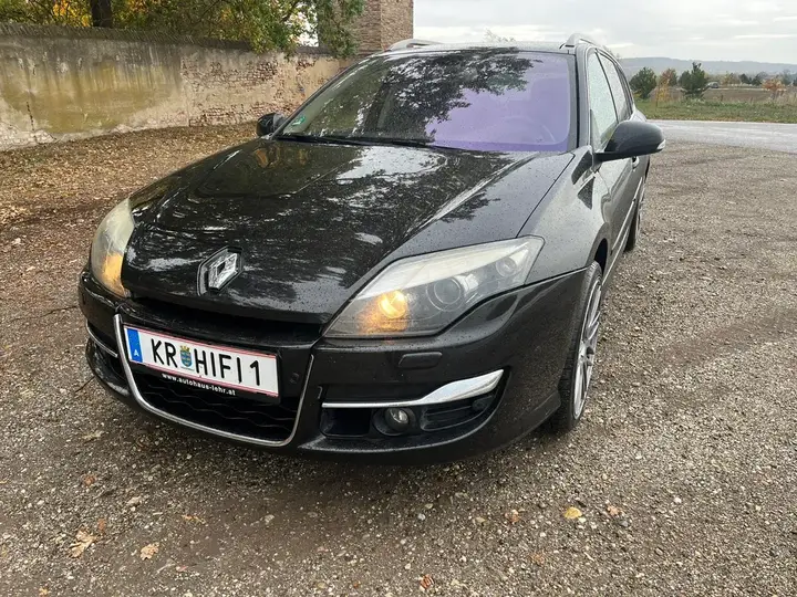 Renault Laguna 2011 photo 2