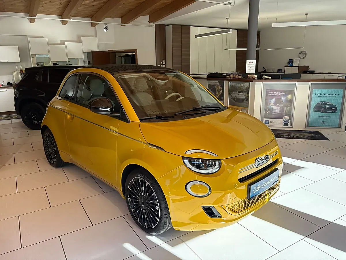Fiat 500C 2026 photo 2