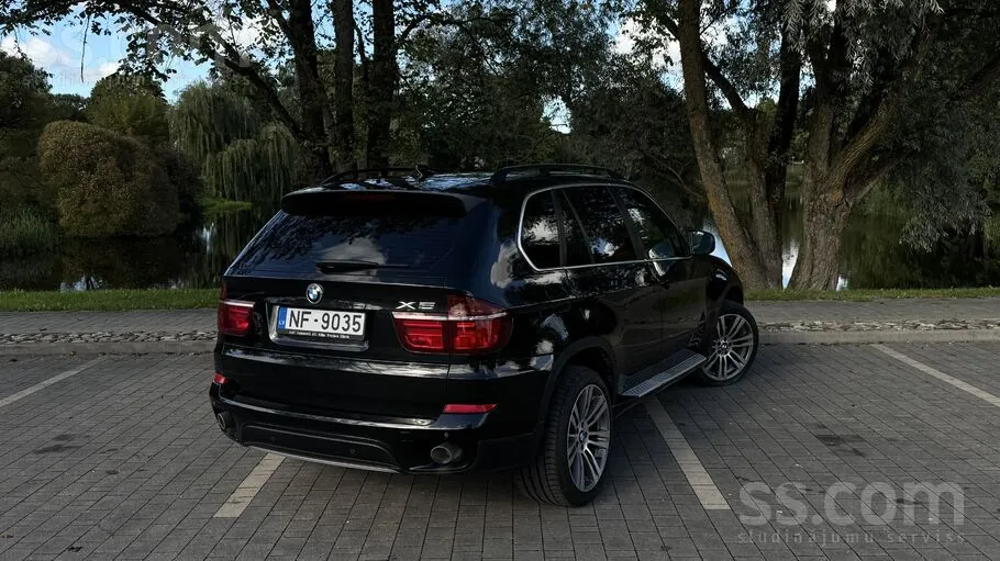 BMW X5 2012 photo 4