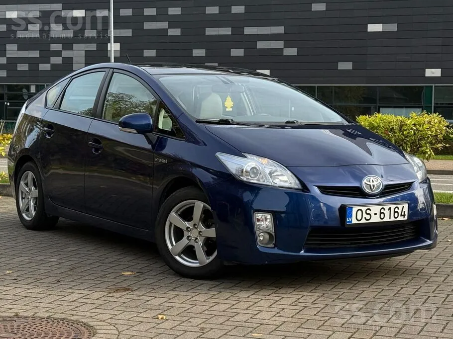 Toyota Prius 2010 photo 3