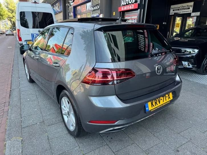 Volkswagen Golf 2017 photo 2