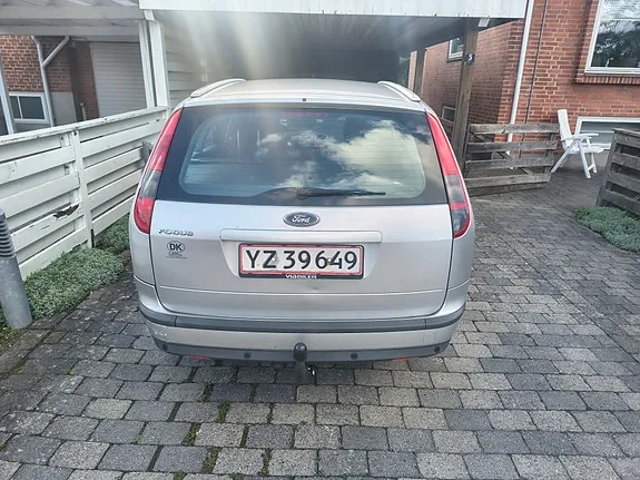 Ford Focus 2008 photo 3
