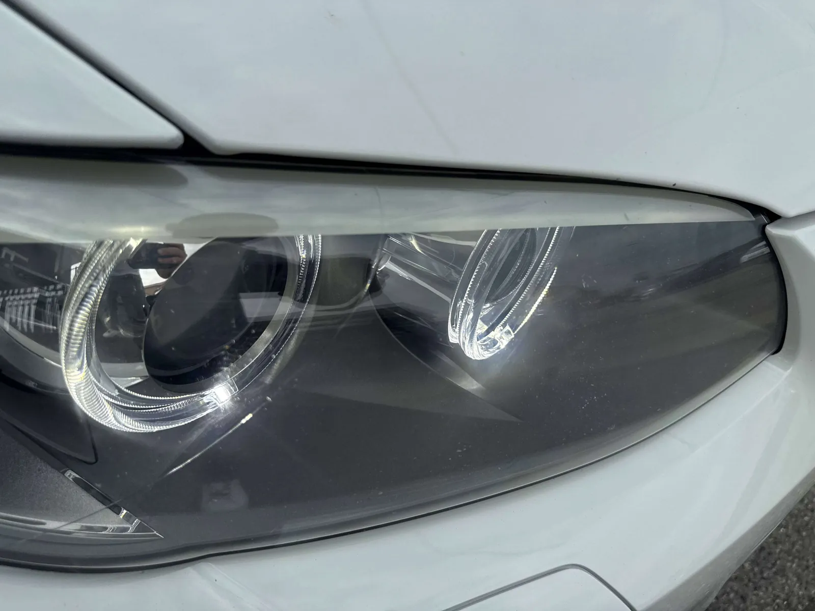 BMW 320 2010 photo 4