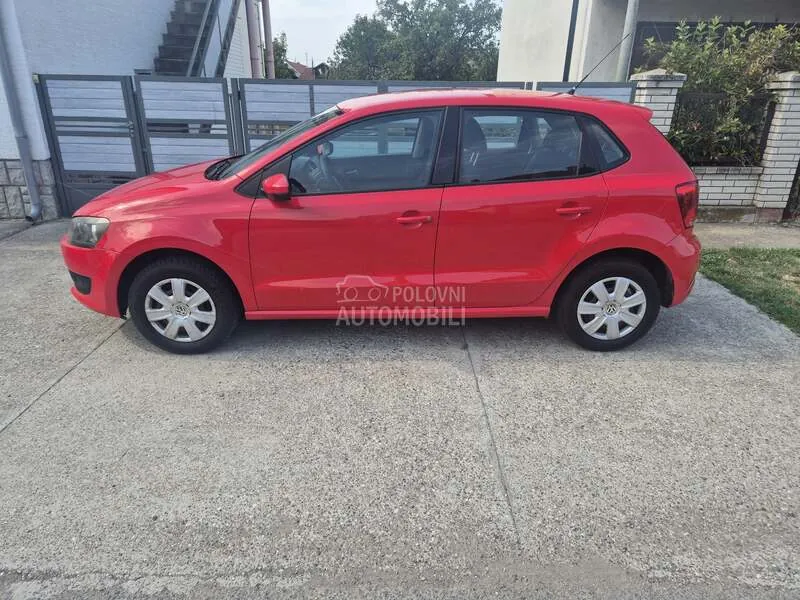 Volkswagen Polo 2009 photo 4