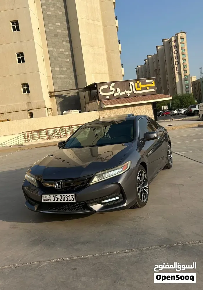 Honda Accord 2017 photo 2