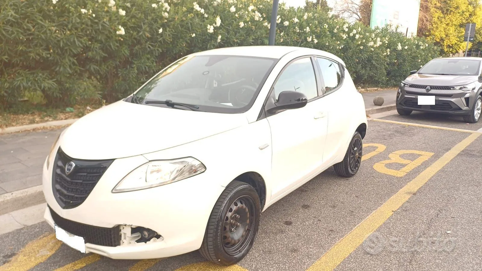 Lancia Ypsilon 2014 photo 2
