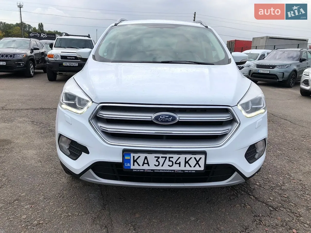 Ford Kuga 2018 photo 2