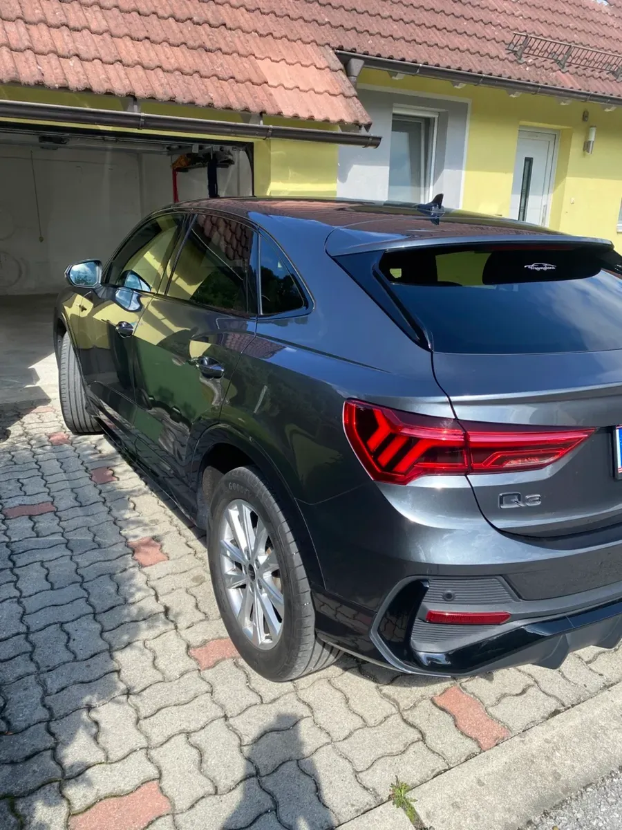 Audi Q3 2021 photo 3