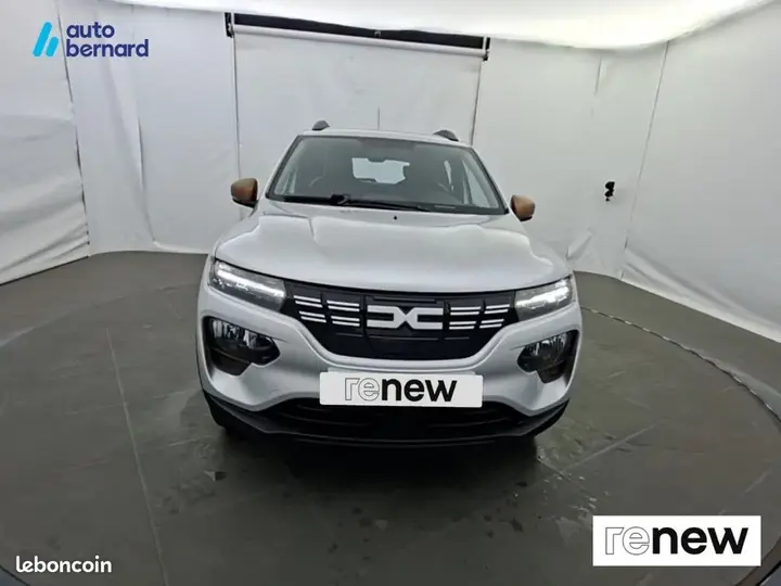 Dacia Spring 2023 photo 2