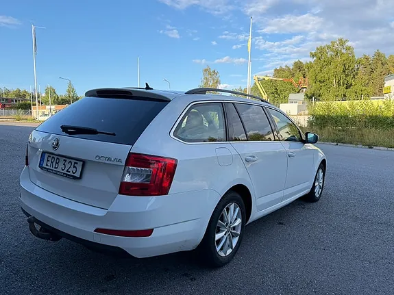 Skoda Octavia 2015 photo 4