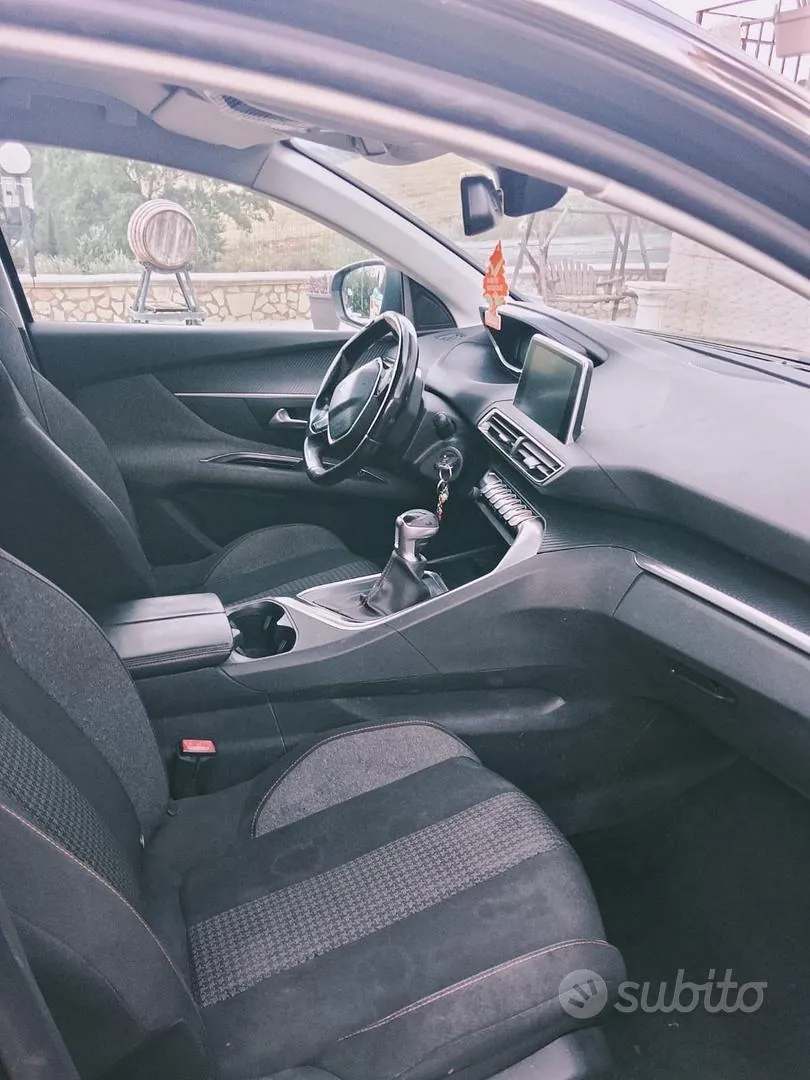 Peugeot 3008 2016 photo 5