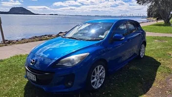 Mazda Axela 2012 photo 4