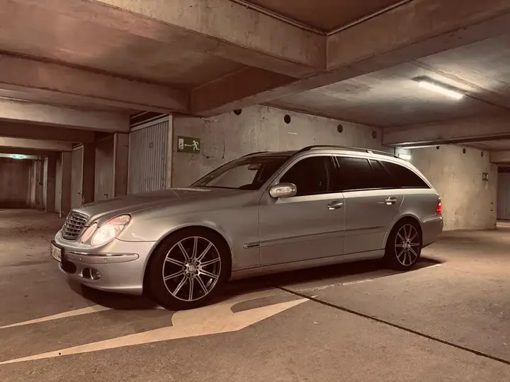Mercedes-Benz E 200 Kompressor T Classic