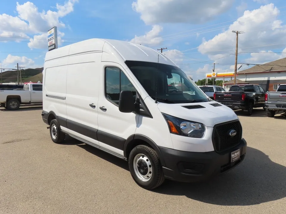 Ford Transit 2025 photo 2