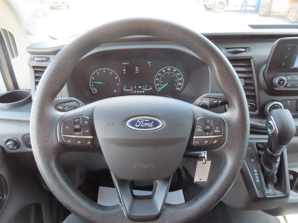 Ford Transit 2025 photo 4