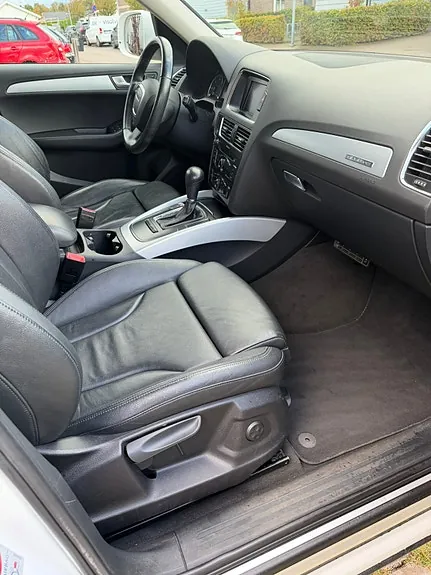 Audi Q5 2011 photo 4