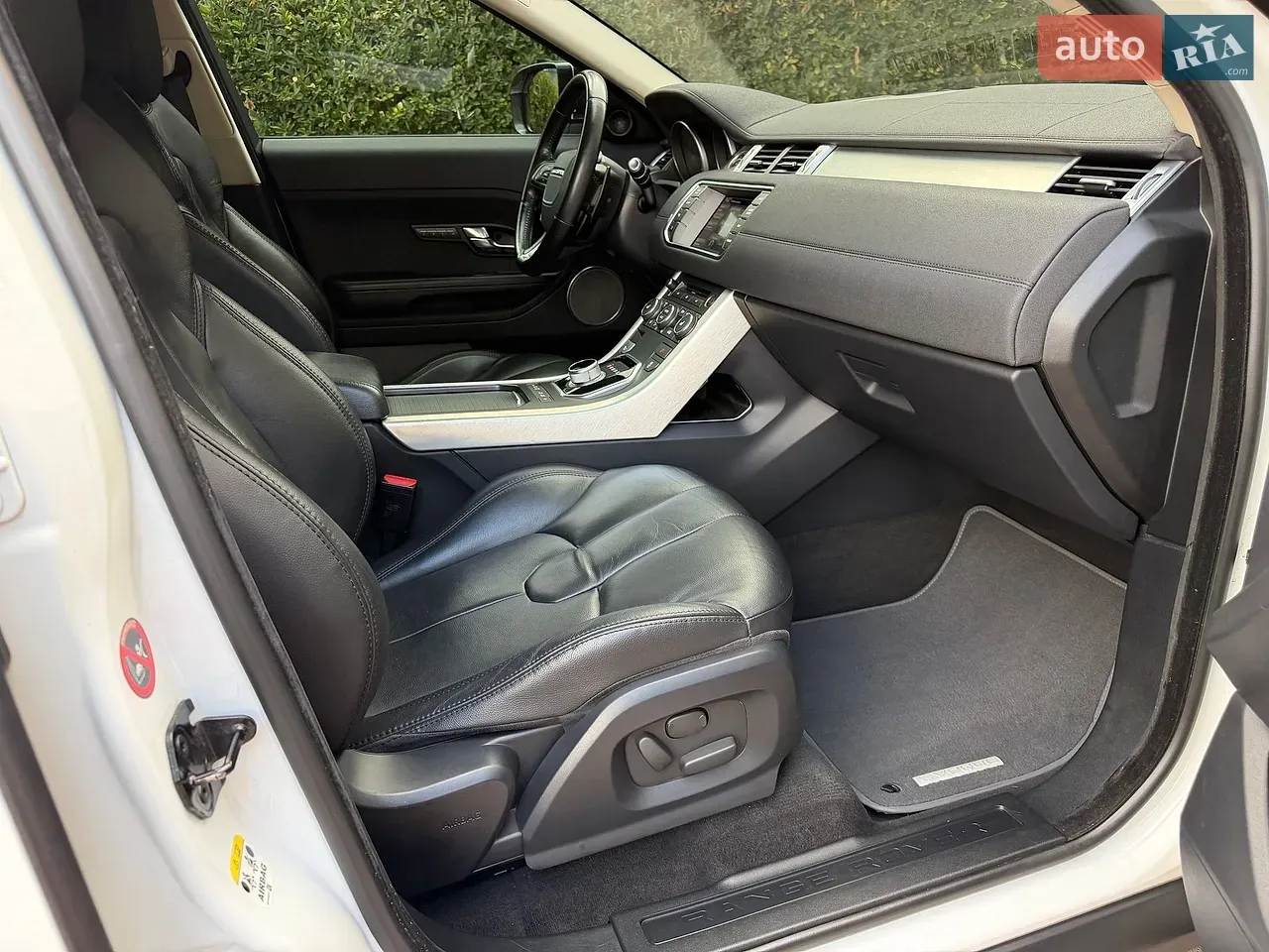 Land Rover Range Rover Evoque 2012 photo 4
