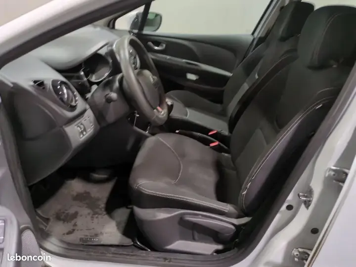 Renault Clio 2019 photo 5