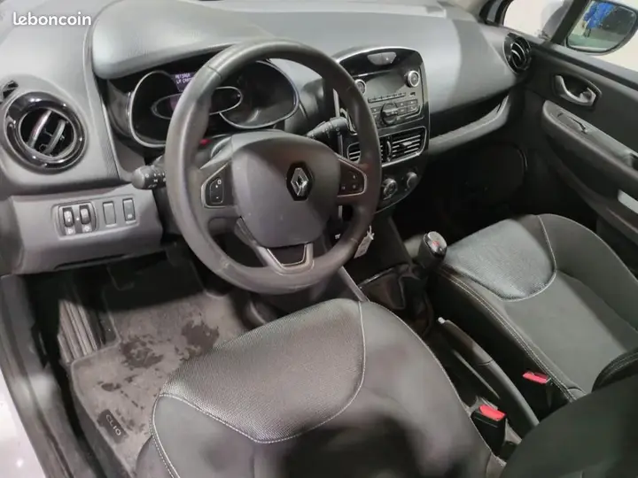 Renault Clio 2019 photo 4