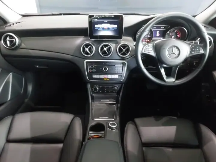 Mercedes-Benz Gla 2018 photo 3