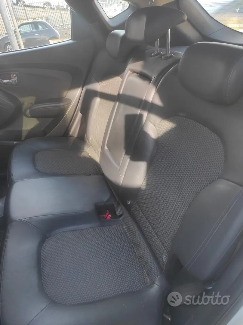 Hyundai Ix35 2012 photo 5