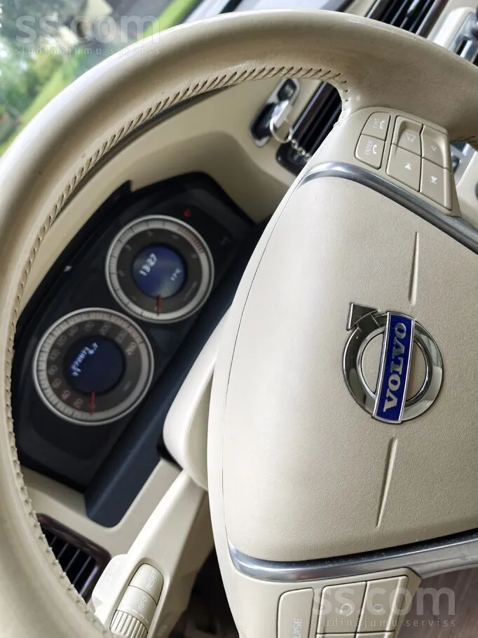 Volvo V70 2011 photo 5