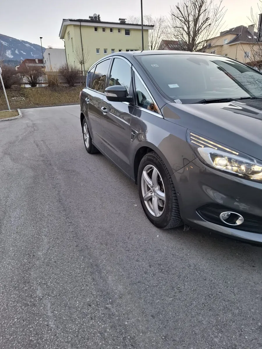 Ford S-Max 2017 photo 3