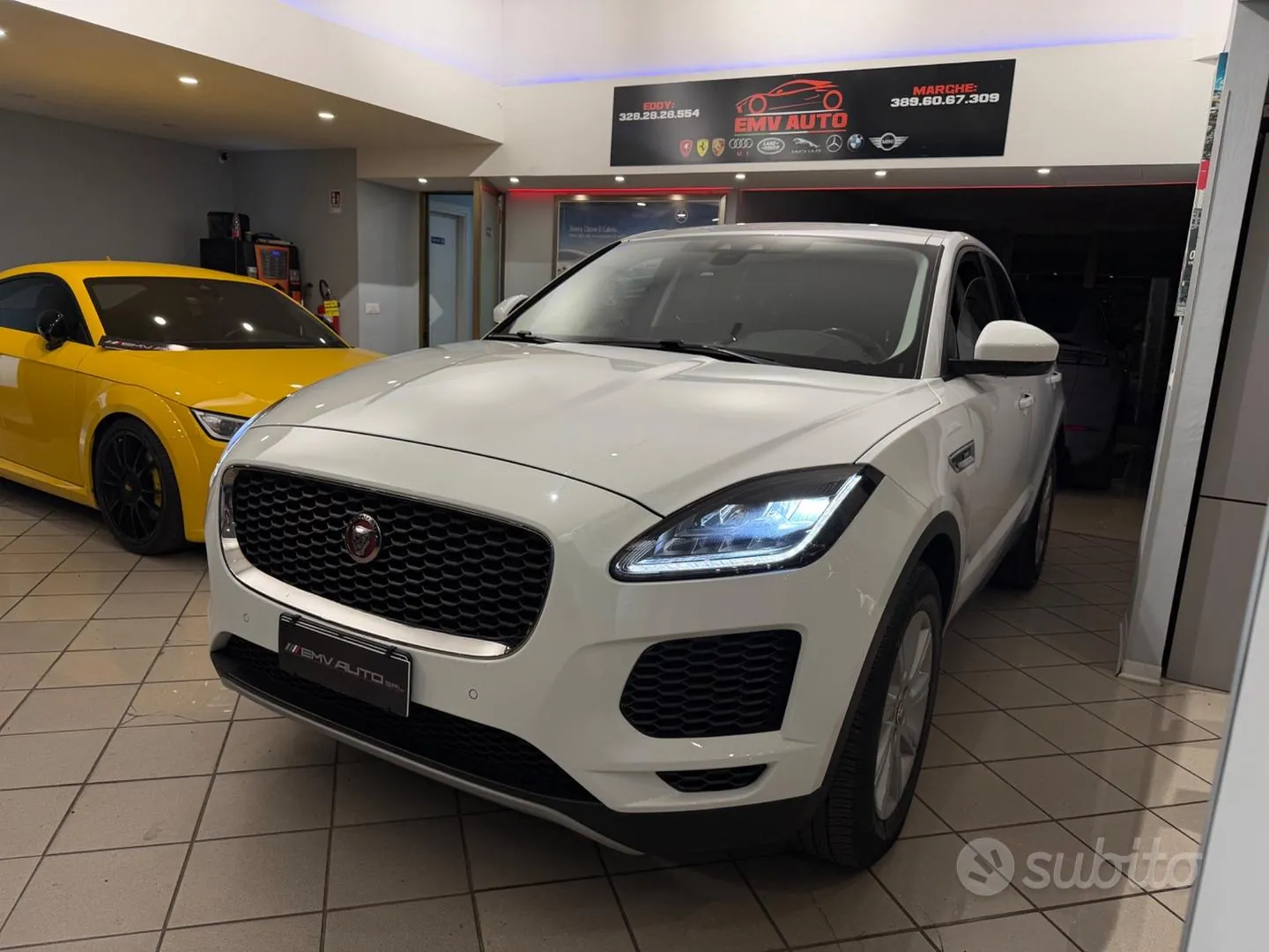 Jaguar E-Pace 2019 photo 3