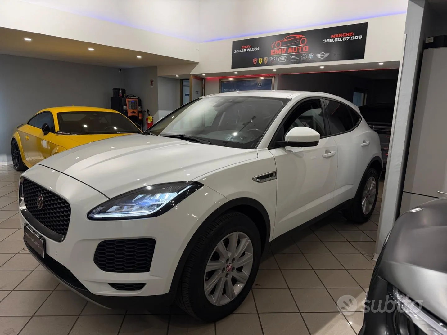 Jaguar E-Pace 2019 photo 4