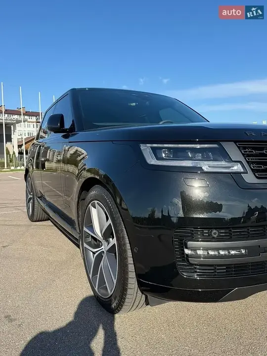 Land Rover Range Rover 2024 photo 3