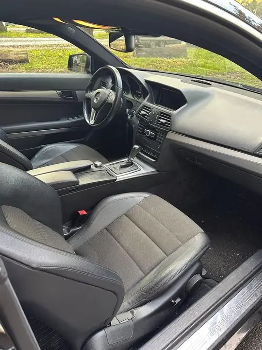 Mercedes-Benz E 200 Coupé