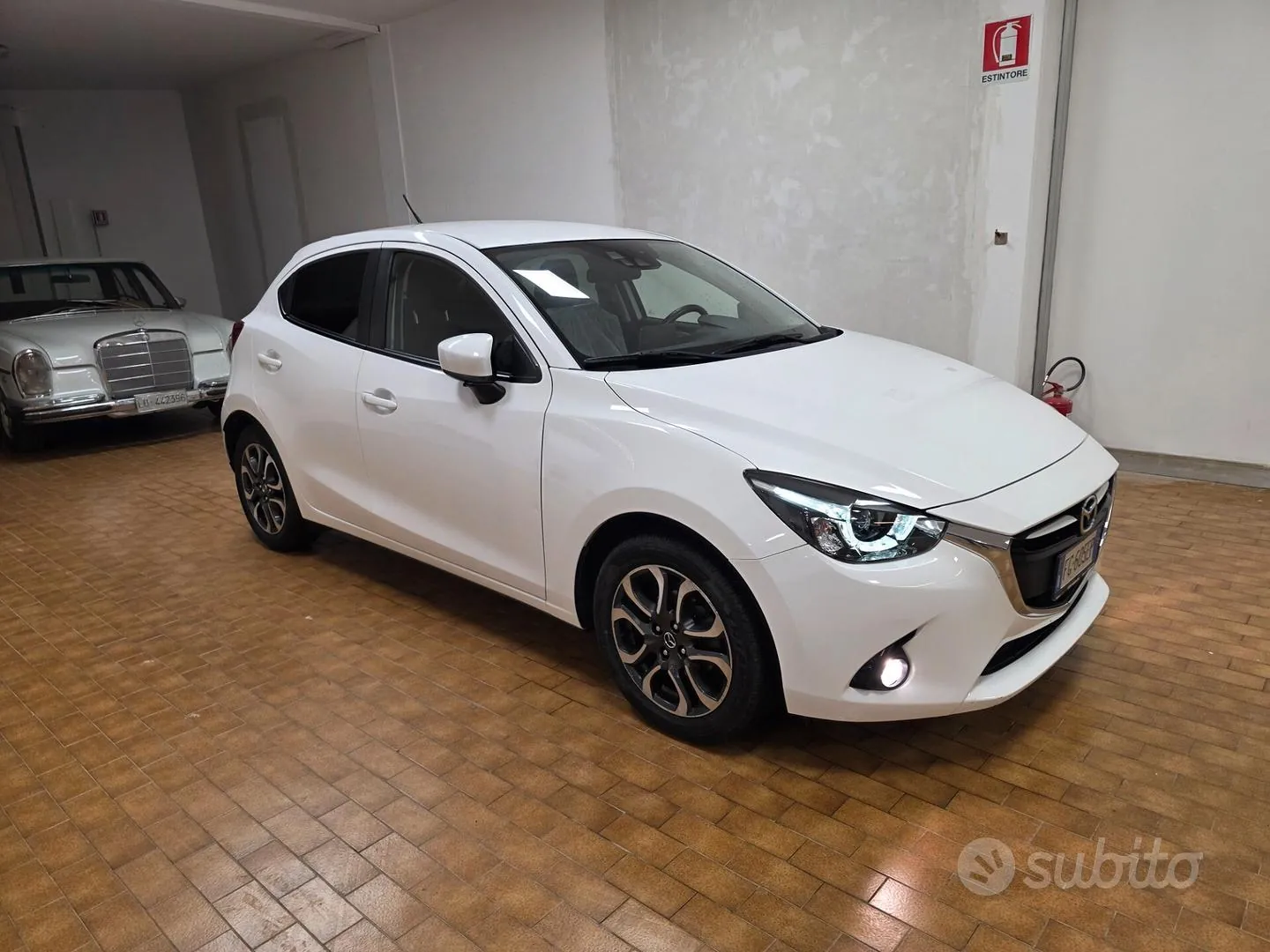 Mazda Mazda2 2017 photo 3