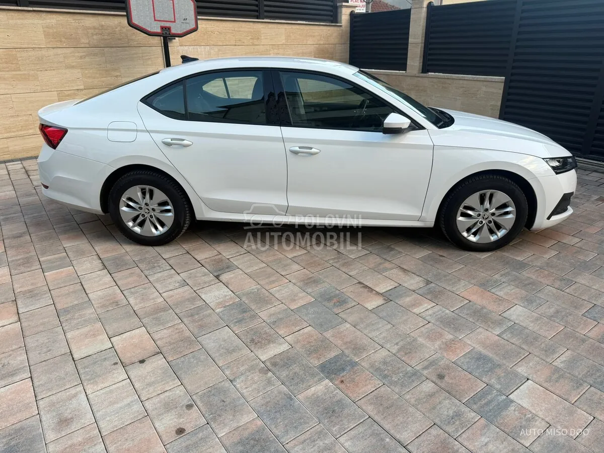 Skoda Octavia 2023 photo 5