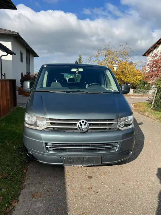 Volkswagen T5 Multivan 2004 photo 2