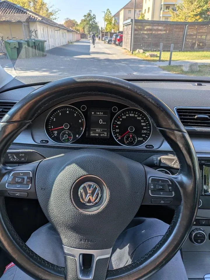Volkswagen Passat