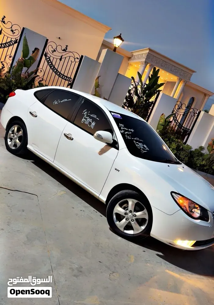 Hyundai Avante 2010 photo 5