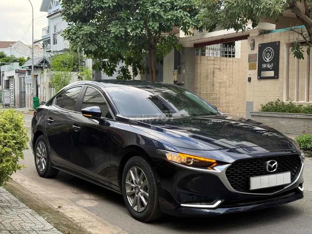 Mazda 3 2024 photo 2