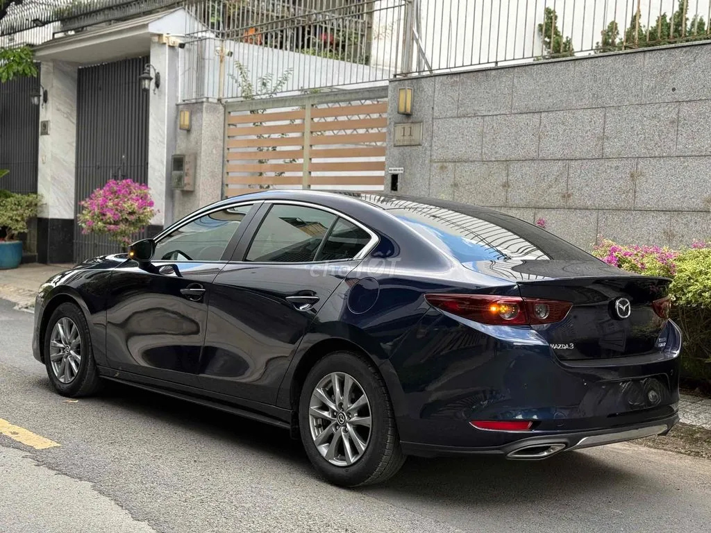 Mazda 3 2024 photo 4