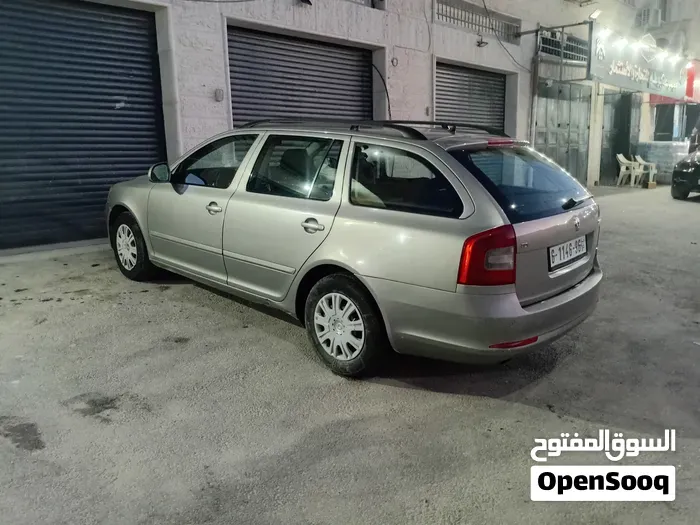 Skoda Octavia 2012 photo 3