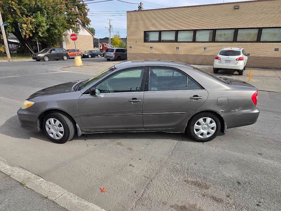 Toyota Camry 2003 photo 2