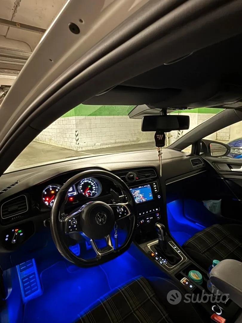 Volkswagen Golf 2016 photo 2