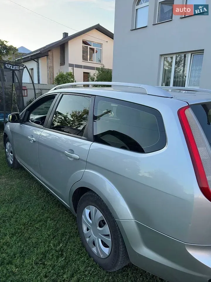 Ford Focus 2008 photo 3